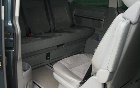 Volkswagen Multivan T5, 2007 год, 1 900 000 рублей, 19 фотография