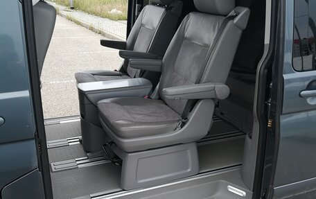 Volkswagen Multivan T5, 2007 год, 1 900 000 рублей, 24 фотография