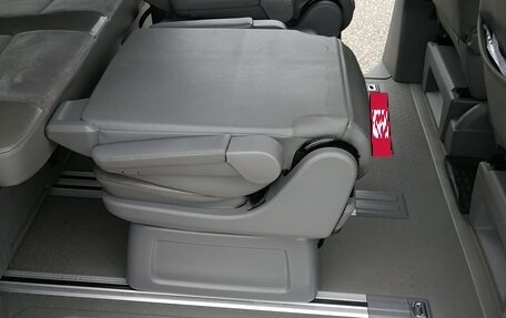 Volkswagen Multivan T5, 2007 год, 1 900 000 рублей, 32 фотография