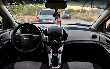 Chevrolet Cruze II, 2012 год, 732 000 рублей, 9 фотография