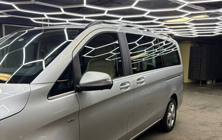 Mercedes-Benz V-Класс, 2015 год, 2 300 000 рублей, 4 фотография