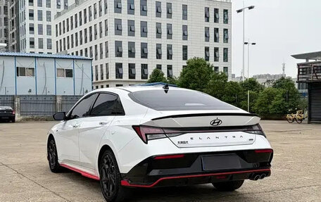 Hyundai Elantra, 2023 год, 1 420 001 рублей, 2 фотография