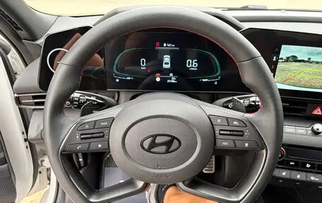 Hyundai Elantra, 2023 год, 1 420 001 рублей, 9 фотография