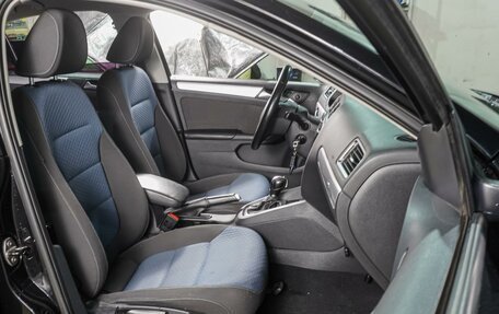 Volkswagen Jetta VI, 2013 год, 1 099 000 рублей, 8 фотография