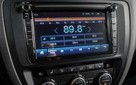 Volkswagen Jetta VI, 2013 год, 1 099 000 рублей, 12 фотография