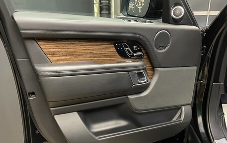 Land Rover Range Rover IV рестайлинг, 2018 год, 5 500 000 рублей, 10 фотография