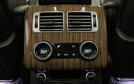 Land Rover Range Rover IV рестайлинг, 2018 год, 5 500 000 рублей, 16 фотография