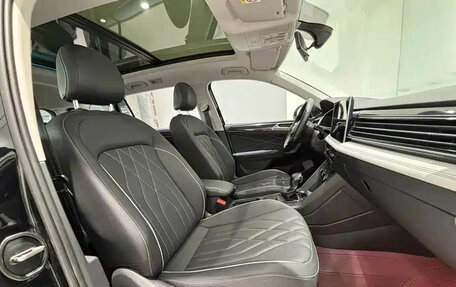 Volkswagen Tiguan II, 2023 год, 2 150 017 рублей, 11 фотография
