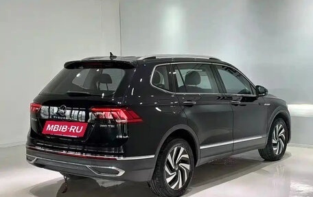 Volkswagen Tiguan II, 2023 год, 2 150 017 рублей, 4 фотография