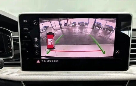 Volkswagen Tiguan II, 2023 год, 2 150 017 рублей, 13 фотография