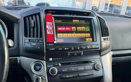 Toyota Land Cruiser 200, 2010 год, 2 700 000 рублей, 15 фотография