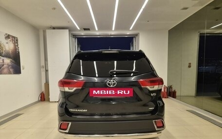 Toyota Highlander III, 2019 год, 3 650 000 рублей, 5 фотография