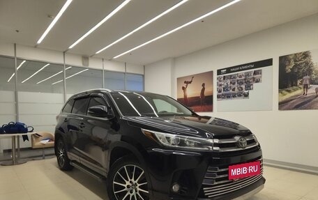 Toyota Highlander III, 2019 год, 3 650 000 рублей, 3 фотография