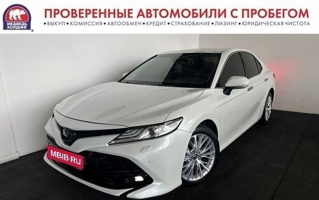 Toyota Camry, 2019 год, 2 540 000 рублей, 1 фотография