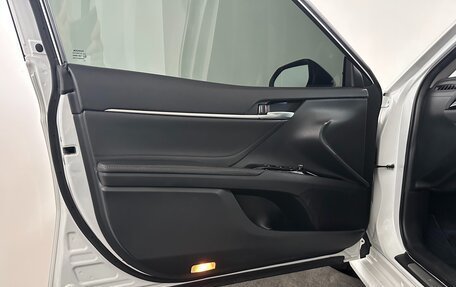 Toyota Camry, 2019 год, 2 540 000 рублей, 8 фотография