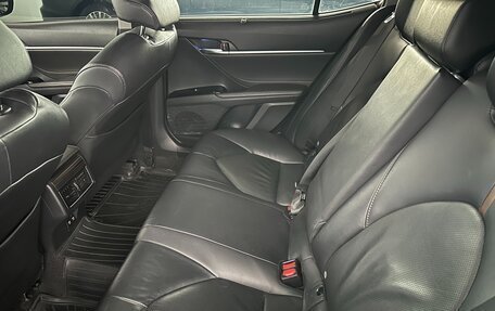 Toyota Camry, 2019 год, 2 540 000 рублей, 10 фотография