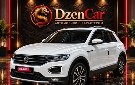 Volkswagen T-Roc I, 2022 год, 1 700 000 рублей, 1 фотография