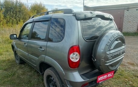 Chevrolet Niva I рестайлинг, 2016 год, 650 000 рублей, 3 фотография