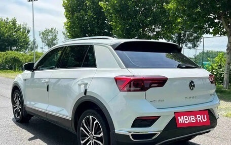 Volkswagen T-Roc I, 2022 год, 1 700 000 рублей, 7 фотография