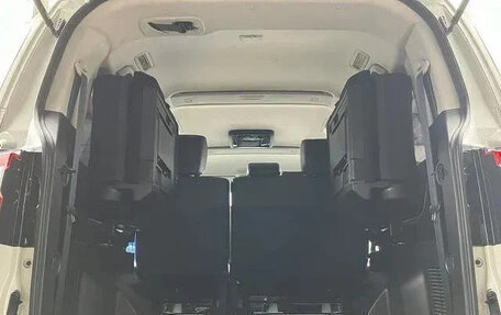 Mitsubishi Delica D:5 I, 2023 год, 2 645 000 рублей, 21 фотография