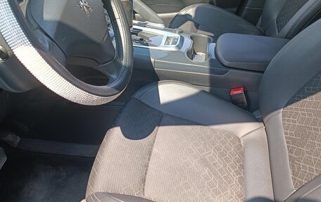 Peugeot 3008 I рестайлинг, 2014 год, 965 000 рублей, 25 фотография