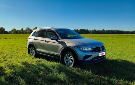 Volkswagen Tiguan II, 2021 год, 2 700 000 рублей, 6 фотография