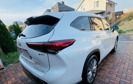 Toyota Highlander, 2025 год, 7 500 000 рублей, 3 фотография