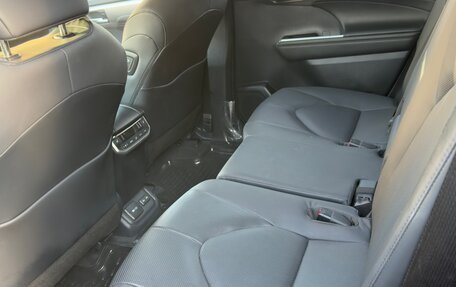 Toyota Highlander, 2025 год, 7 500 000 рублей, 22 фотография