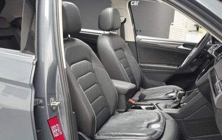 Volkswagen Tiguan II, 2022 год, 2 257 000 рублей, 9 фотография