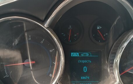 Chevrolet Cruze II, 2013 год, 950 000 рублей, 4 фотография
