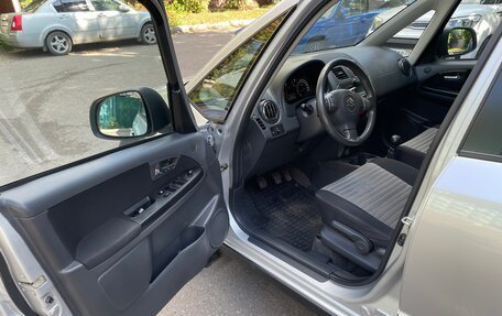 Suzuki SX4 II рестайлинг, 2010 год, 650 000 рублей, 9 фотография