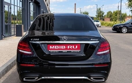 Mercedes-Benz E-Класс, 2020 год, 4 990 000 рублей, 4 фотография