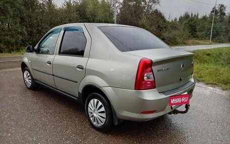 Renault Logan I, 2010 год, 315 000 рублей, 3 фотография