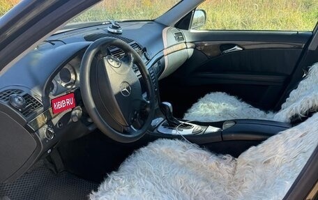 Mercedes-Benz E-Класс, 2003 год, 850 000 рублей, 6 фотография