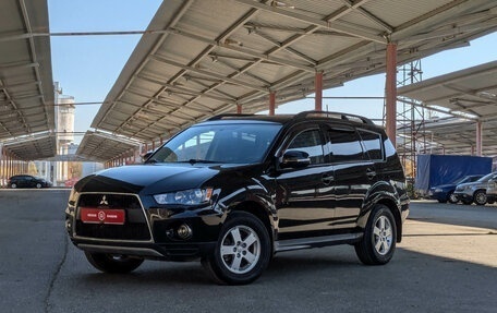 Mitsubishi Outlander III рестайлинг 3, 2011 год, 1 594 900 рублей, 1 фотография