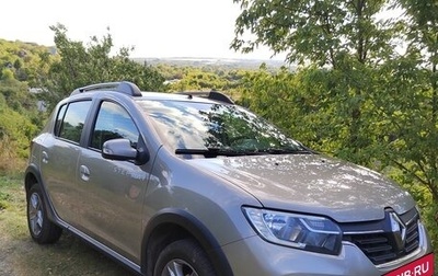 Renault Sandero II рестайлинг, 2019 год, 1 250 000 рублей, 1 фотография