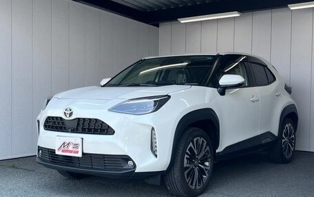 Toyota Yaris Cross, 2021 год, 1 600 000 рублей, 1 фотография