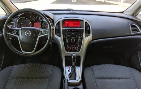 Opel Astra J, 2011 год, 599 900 рублей, 8 фотография