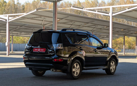 Mitsubishi Outlander III рестайлинг 3, 2011 год, 1 594 900 рублей, 7 фотография