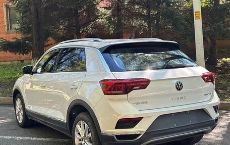 Volkswagen T-Roc I, 2022 год, 1 333 000 рублей, 4 фотография