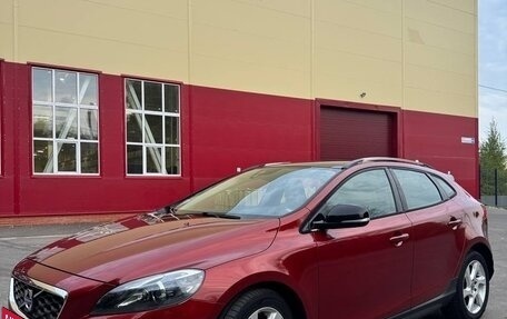 Volvo V40 Cross Country I, 2013 год, 1 490 000 рублей, 2 фотография