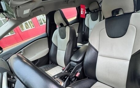 Volvo V40 Cross Country I, 2013 год, 1 490 000 рублей, 8 фотография