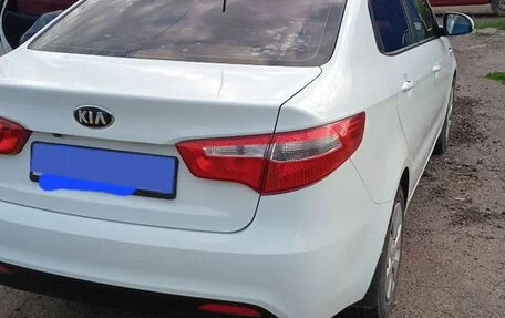 KIA Rio III рестайлинг, 2015 год, 1 000 000 рублей, 7 фотография