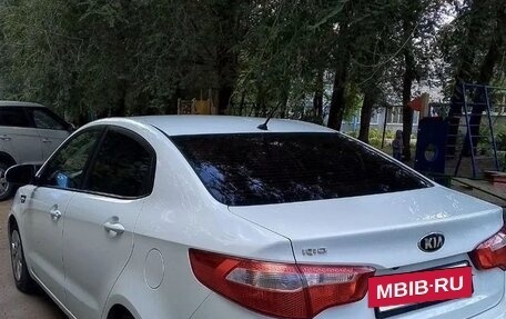 KIA Rio III рестайлинг, 2015 год, 1 000 000 рублей, 2 фотография