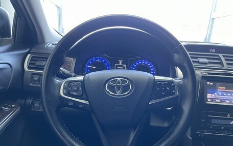 Toyota Camry, 2017 год, 1 870 000 рублей, 11 фотография