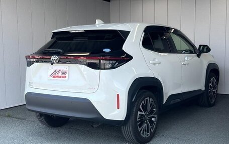 Toyota Yaris Cross, 2021 год, 1 600 000 рублей, 4 фотография