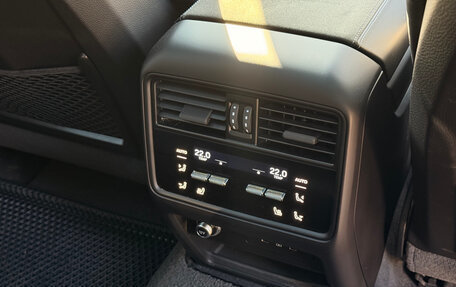 Porsche Cayenne III, 2025 год, 20 300 000 рублей, 27 фотография