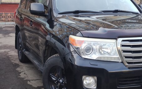 Toyota Land Cruiser 200, 2010 год, 2 400 000 рублей, 3 фотография