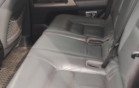 Toyota Land Cruiser 200, 2010 год, 2 400 000 рублей, 8 фотография