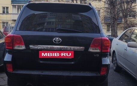 Toyota Land Cruiser 200, 2010 год, 2 400 000 рублей, 2 фотография